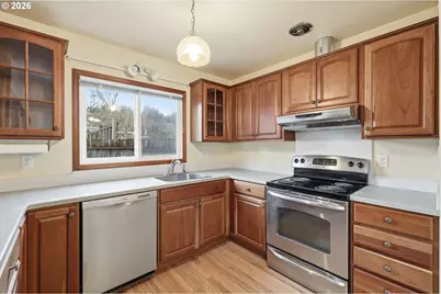 2710 NW Garfield Ave, Corvallis, OR 97330 - Photo 17
