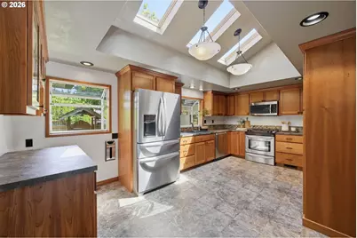 3000 Gilham Rd, Eugene, OR 97408 - Photo 11