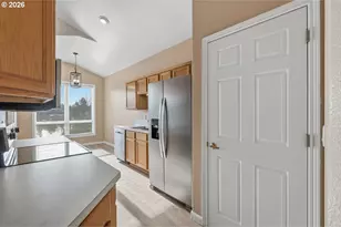 13262 SW Commonwealth Ln, Beaverton, OR 97005 - Photo 13