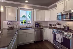 993 Tyson Ln, Eugene, OR 97404 - Photo 9