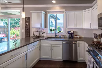 993 Tyson Ln, Eugene, OR 97404 - Photo 13