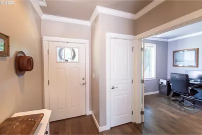 993 Tyson Ln, Eugene, OR 97404 - Photo 3