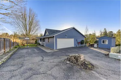 6811 SW 170th Ave, Beaverton, OR 97007 - Photo 3