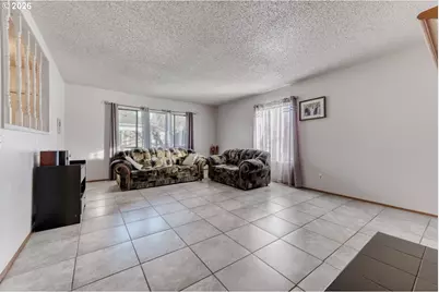 6811 SW 170th Ave, Beaverton, OR 97007 - Photo 7