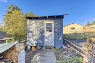 6811 SW 170th Ave, Beaverton, OR 97007 - Photo 25