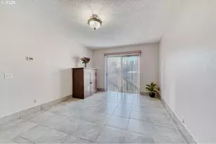 6811 SW 170th Ave, Beaverton, OR 97007 - Photo 11