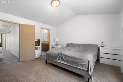 3349 SE 143rd Ave, Portland, OR 97236 - Photo 9