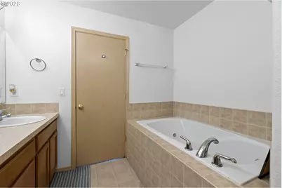 3349 SE 143rd Ave, Portland, OR 97236 - Photo 13