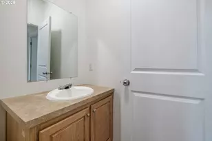 2110 NE Willamette Ave, Albany, OR 97321 - Photo 35