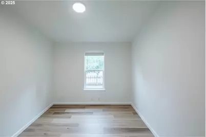 2110 NE Willamette Ave, Albany, OR 97321 - Photo 29