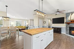 21140 NW Cannes Dr, Portland, OR 97229 - Photo 11