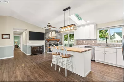 21140 NW Cannes Dr, Portland, OR 97229 - Photo 9