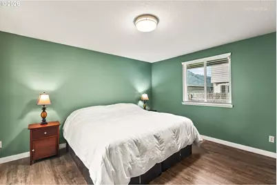 21140 NW Cannes Dr, Portland, OR 97229 - Photo 15