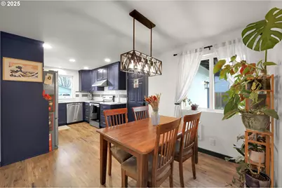 645 Riley Way, Harrisburg, OR 97446 - Photo 9