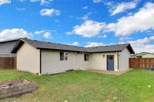 645 Riley Way, Harrisburg, OR 97446 - Photo 35