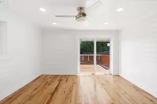 834 S 11th St, Coos Bay, OR 97420 - Photo 15