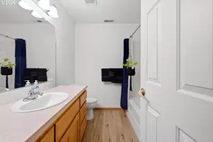 383 NE Fircrest Pl, McMinnville, OR 97128 - Photo 25
