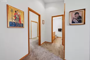 383 NE Fircrest Pl, McMinnville, OR 97128 - Photo 17