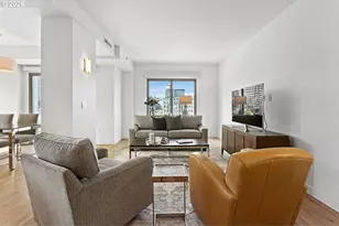 1310 NW Naito Pkwy, Portland, OR 97209 - Photo 3