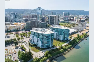 1310 NW Naito Pkwy #707, Portland, OR 97209 - Photo 1