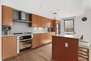 1310 NW Naito Pkwy, Portland, OR 97209 - Photo 7