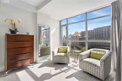 1310 NW Naito Pkwy #707, Portland, OR 97209 - Photo 15