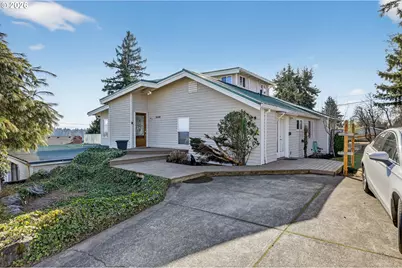 2088 Oak St, West Linn, OR 97068 - Photo 3