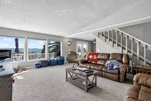 2088 Oak St, West Linn, OR 97068 - Photo 5