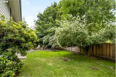 1370 SE Eastwood Ct, Milwaukie, OR 97267 - Photo 45