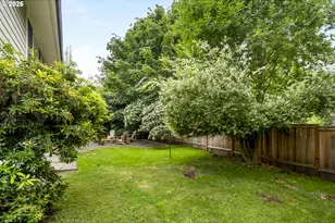 1370 SE Eastwood Ct, Milwaukie, OR 97267 - Photo 45