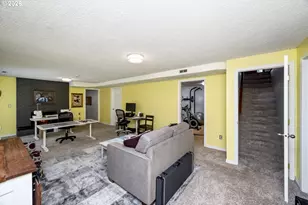 1370 SE Eastwood Ct, Milwaukie, OR 97267 - Photo 29