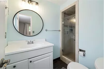 1370 SE Eastwood Ct, Milwaukie, OR 97267 - Photo 21