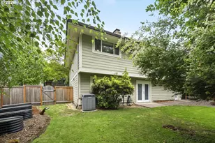 1370 SE Eastwood Ct, Milwaukie, OR 97267 - Photo 43