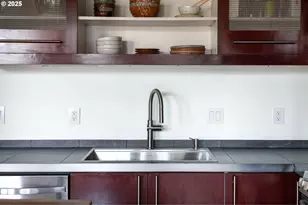 1420 NW Lovejoy St, Portland, OR 97209 - Photo 11