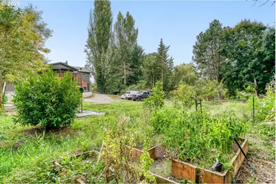 845 McKinley St, Woodburn, OR 97071 - Photo 39