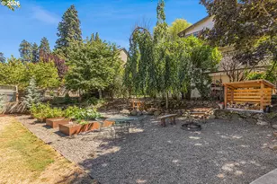 2260 Sherman Ave, Hood River, OR 97031 - Photo 37
