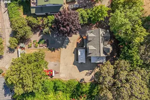 2260 Sherman Ave, Hood River, OR 97031 - Photo 43