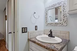 9160 SW Wilshire St, Portland, OR 97225 - Photo 25