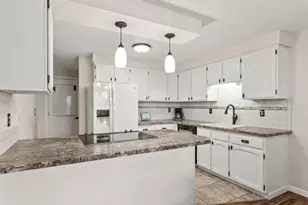 9160 SW Wilshire St, Portland, OR 97225 - Photo 17