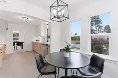 10405 NE Pacific St, Portland, OR 97220 - Photo 17