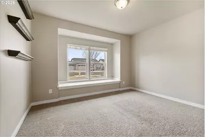 2433 NW Hazelwood Ave, Redmond, OR 97756 - Photo 25