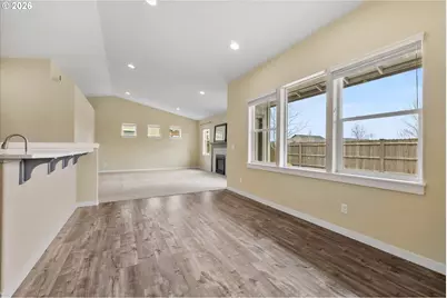 2433 NW Hazelwood Ave, Redmond, OR 97756 - Photo 15