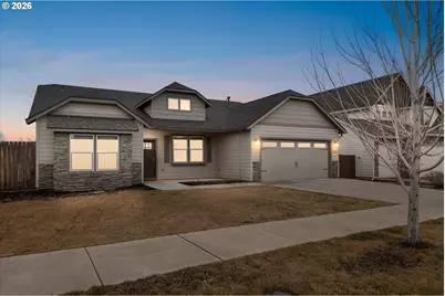 2433 NW Hazelwood Ave, Redmond, OR 97756 - Photo 39