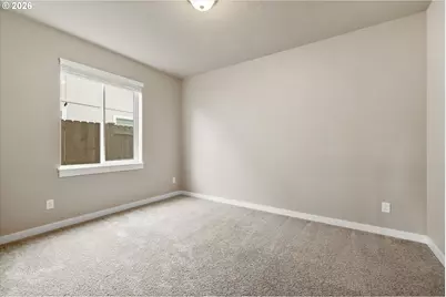 2433 NW Hazelwood Ave, Redmond, OR 97756 - Photo 27