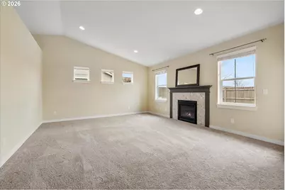 2433 NW Hazelwood Ave, Redmond, OR 97756 - Photo 7