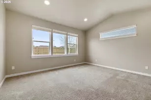 2433 NW Hazelwood Ave, Redmond, OR 97756 - Photo 17