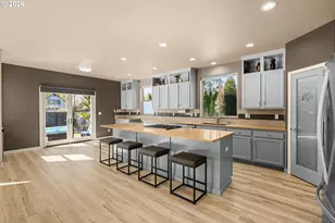 2007 SW 194th Pl, Beaverton, OR 97003 - Photo 13