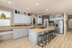 2007 SW 194th Pl, Beaverton, OR 97003 - Photo 11