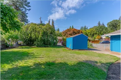 1395 NW Twins Ln, Albany, OR 97321 - Photo 17
