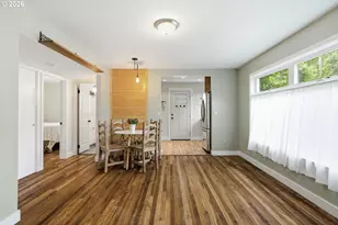 7214 NE 9th Ave, Portland, OR 97211 - Photo 3
